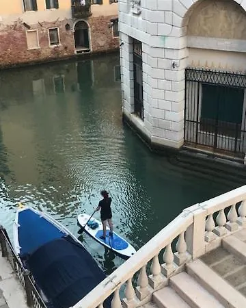 住宿加早餐酒店 Al Teatro With Canal View *